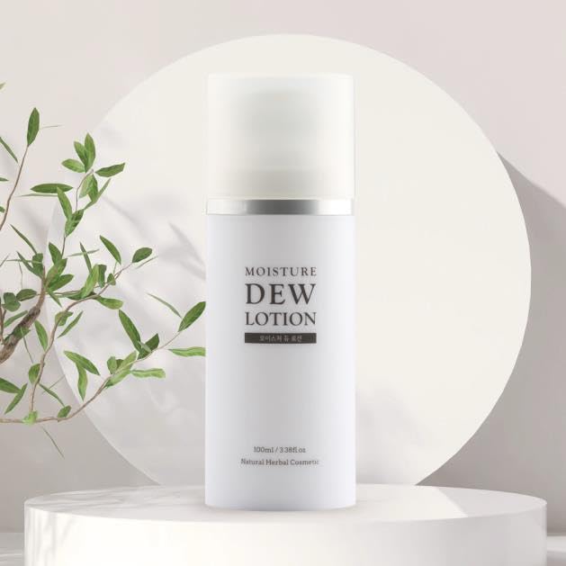 Moisture Lotion, hydrating facial lotion for sensitive and irritated skin, water-oil skin balance, Triple Hyaluronic acid, 100 ml, all natural ingredients, K-beauty Skin Care